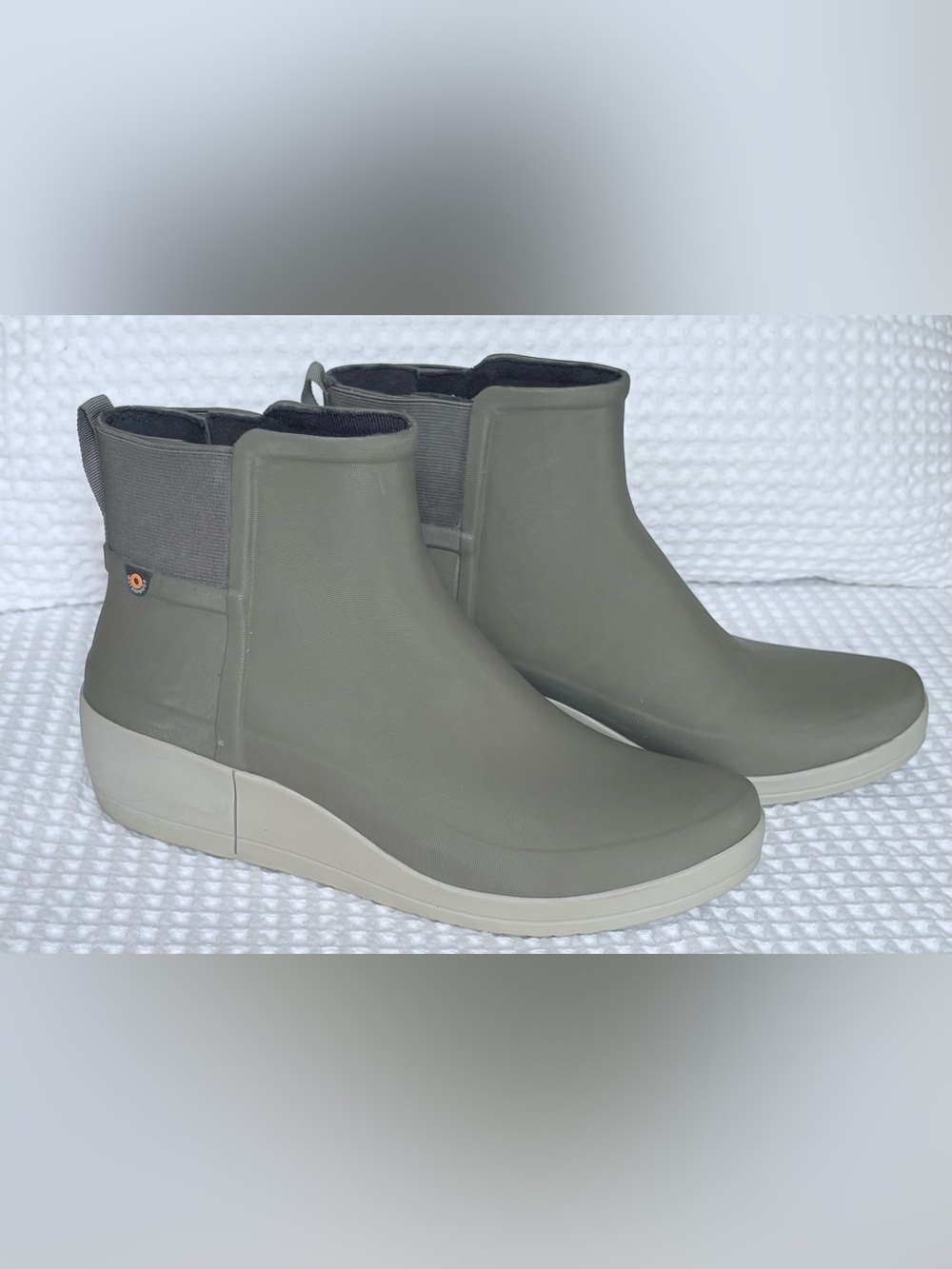 Bogs Vista Wedge Chelsea boots Wms 11